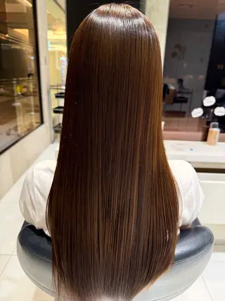 ロング AVANCE emiのヘアスタイル