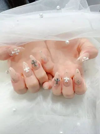 ネイル 🌈 Laule'aのネイルデザイン