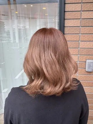 ミディアム Natural Spot所属・フカモト カエデのヘアスタイル
