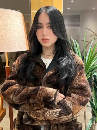 ロング カラー レイヤー/ 透明感SHIMAのヘアスタイル