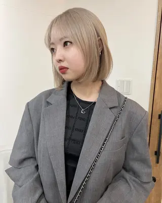 ショート カラー 似合わせ前髪／ 小顔カット🎀そうのヘアスタイル