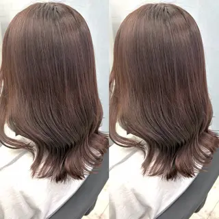 ミディアム 透明感カラー🪿🤍 顔まわりカットのヘアスタイル
