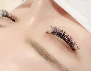 マツエク・マツパ Le'a PRIVATE SALON所属・佐藤 かおりのマツエク・マツパデザイン