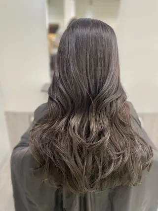 ロング カラー AIRI layer cut hairのヘアスタイル