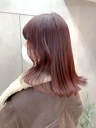 ミディアム カラー raika .のヘアスタイル