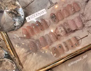 ネイル 23時まで❤︎韓国、 ワンホンネイルのネイルデザイン