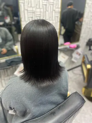 ミディアム 瀧下 唯のヘアスタイル