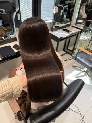 ロング 艶ブラウン/赤み消し /盛れる顔周りのマツエク・マツパデザイン