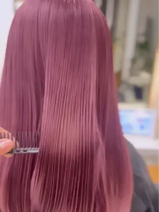 ロング ひな/ 透明感カラーのヘアスタイル