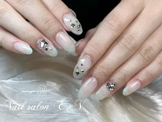 ネイル E.N🦋 長さ出し/持ち込みのネイルデザイン