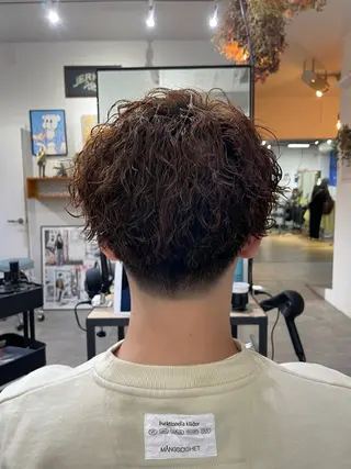 ショート パーマ メンズ JERICHO HAIR所属・ユ カの眉毛・アイブロウイメージ