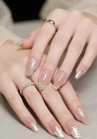 ネイル T. Leeのネイルデザイン