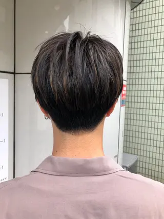 ショート カラー メンズ 千葉 洋平のヘアスタイル