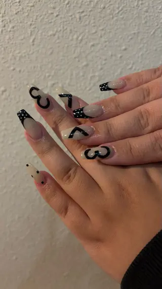 ネイル Fam-er博多店所属・ヒラユ マリアのネイルデザイン