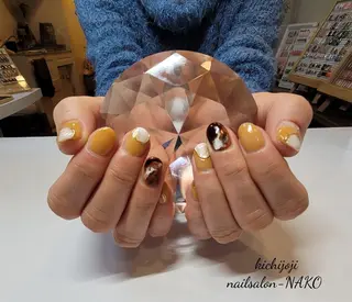 ネイル Salon-NAKO 🐷shirai🐷のネイルデザイン