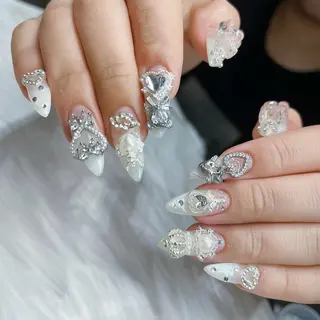 ネイル Queens 榊 まおのネイルデザイン