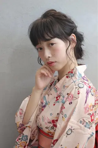 セミロング ヘアアレンジ オリーブ透明感カラー 表参道/MIKUのヘアスタイル