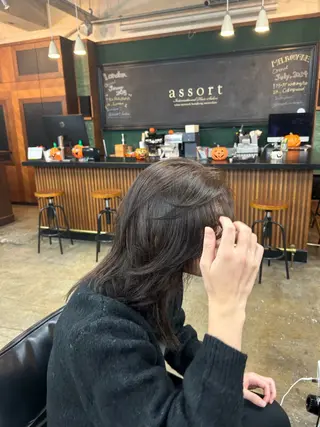 ミディアム カラー akari 🩵のヘアスタイル