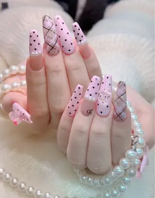 ネイル lucky nail 歌舞伎町のネイルデザイン