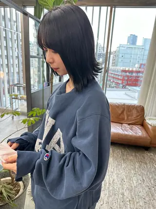 ミディアム カラー myu 🐈‍⬛のヘアスタイル