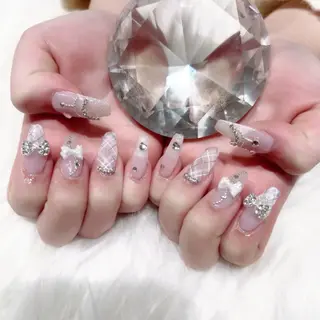 ネイル Rola所属・⟡˖· まゆり꙳⟡のネイルデザイン