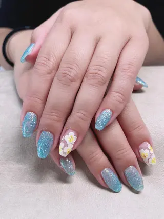 ネイル LIBERO所属・LIBERO a.kのマツエク・マツパデザイン