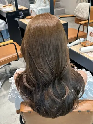 ロング カラー 韓国レイヤーカット 透明感カラー冨田那樹のヘアスタイル