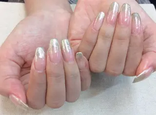 ネイル 新橋 ルキナ スタッフのネイルデザイン