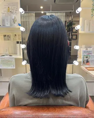 セミロング カラー 日髙 椿のヘアスタイル