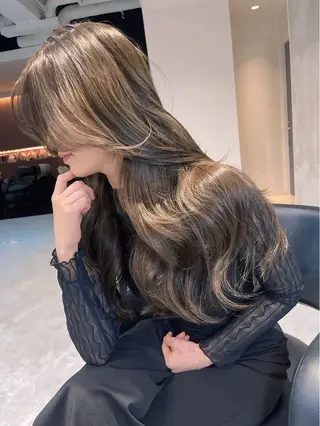 ロング 海野翔吾🇨🇳 ワンホンレイヤーのヘアスタイル