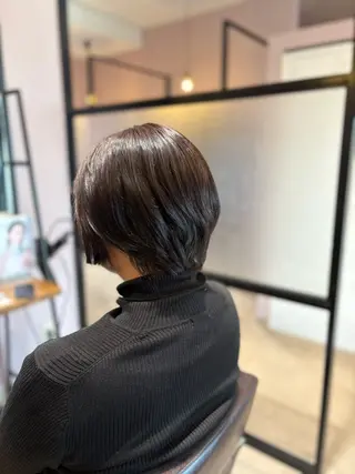 ショート カラー 作野 潮織のヘアスタイル