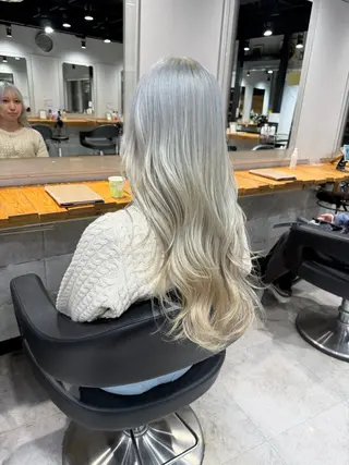 ロング カラー 🦋ハイトーンボブ ショート🦋トシキのヘアスタイル