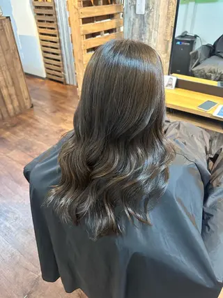 ロング カラー Lizir  ルズィール所属・Luzir⭐︎ GEN⭐︎のヘアスタイル
