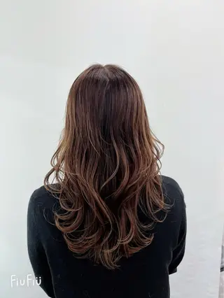 ロング カラー 新宿/小顔レイヤー/ 顔まわり/西慶太朗のヘアスタイル