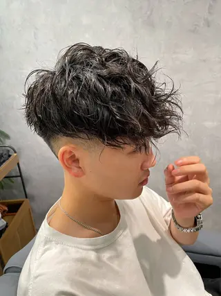 ショート パーマ メンズ 黒岩 梨沙のヘアスタイル