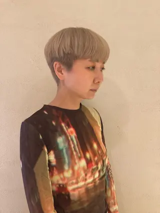 カラー 中山 千尋のヘアスタイル