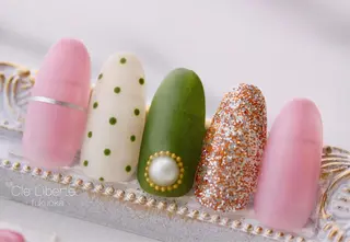 ネイル Elio所属・Elio 国泰寺のネイルデザイン