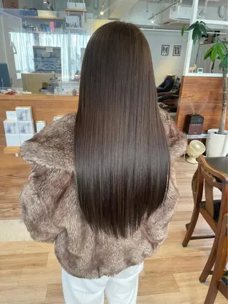 ロング 暖色カラー/レイヤー カット/Yunaのヘアスタイル