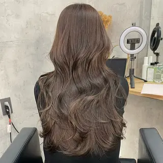 ロング エクステ・レイヤ ーカットLay.のヘアスタイル
