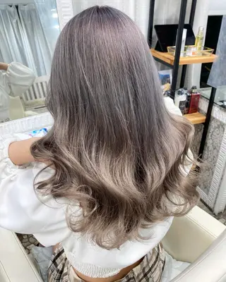 カラー ANKH CROSS 🦋mako🦋のヘアスタイル