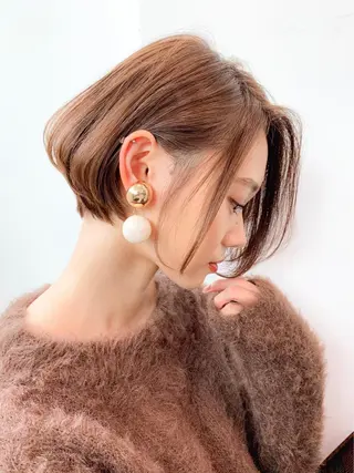 ショート カラー くすみミルクティー／ ブラウン🪡TOWAのヘアスタイル