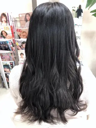ロング 阿部 美咲のヘアスタイル