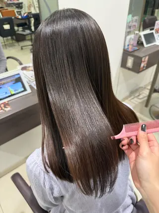 セミロング カラー 艶カラー/縮毛矯正/ ブリーチカラー/みなのヘアスタイル