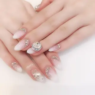 ネイル SAKURA 🍒のネイルデザイン