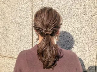 セミロング カラー 尾籠 美幸 （オゴモリ ミユキ）のヘアスタイル