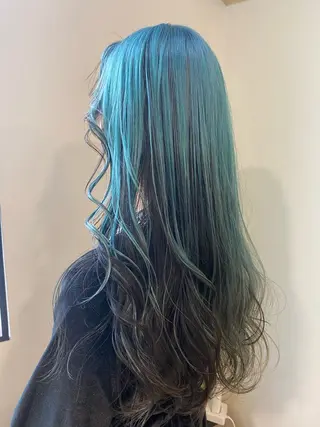 ロング カラー 🌈デザインヘア職人 Kaede🌈のヘアスタイル
