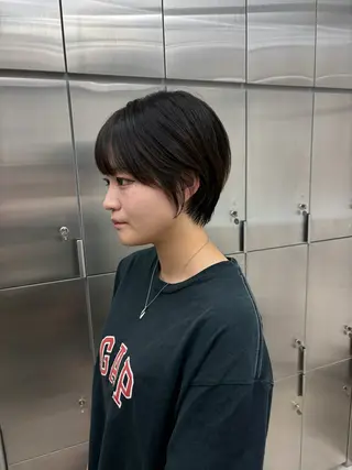 ショート カラー fifth 庄子愛彩のヘアスタイル