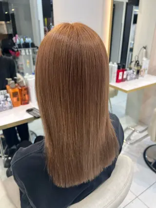 セミロング カラー ハイトーン/髪質改善 🦋岩渕かすが🖤のヘアスタイル