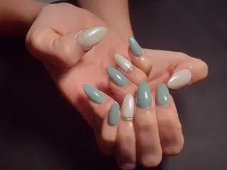 ネイル Nail Salon L'arc所属・💊大阪/心斎橋 moni🧠のネイルデザイン