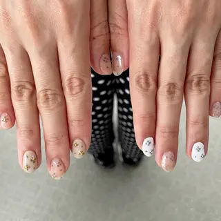 ネイル y-neil | ニュアンスネイルのネイルデザイン